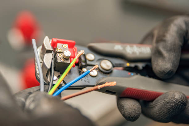 Best Electrical Installation Contractor  in San Leon, TX
